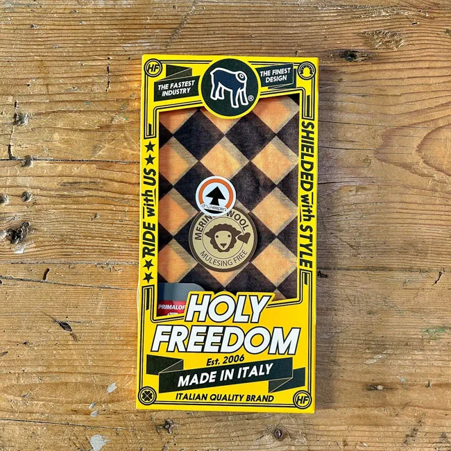 Holy Freedom Freedom Bullit Yellow Merinos Winter tunnel