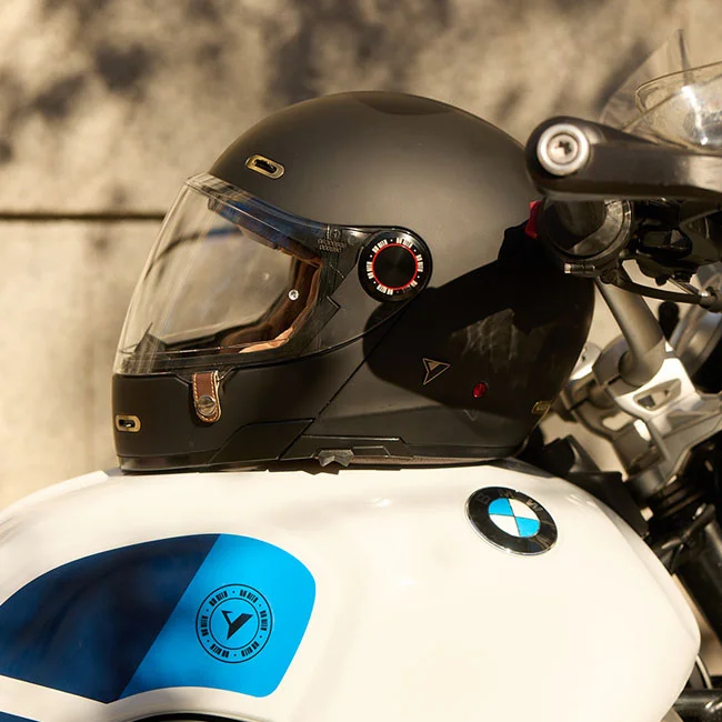 By City City 90 Degrees helmet matt black