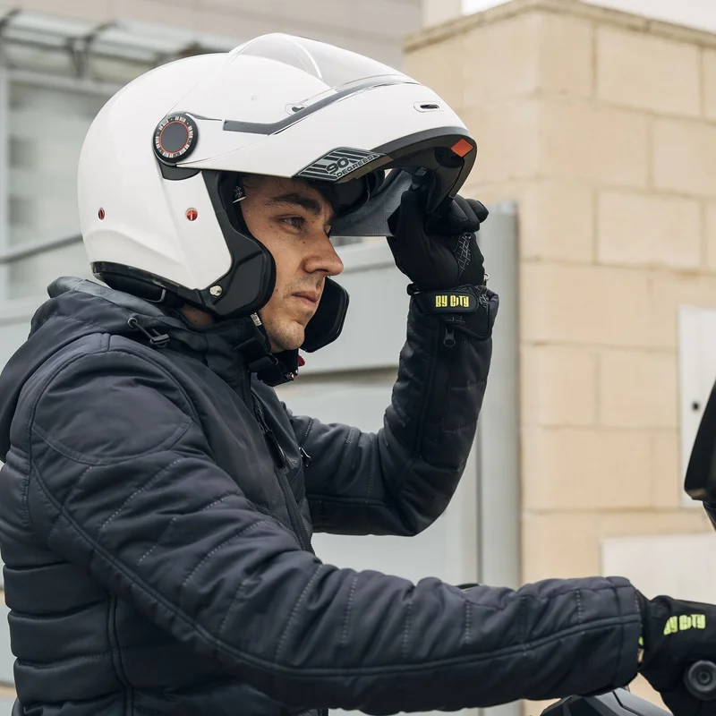 By City 90 Degrees helmet pearl white