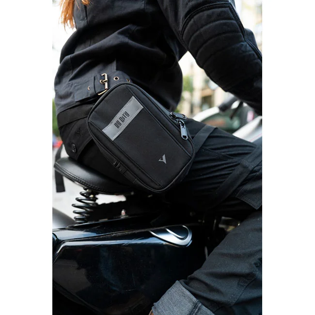 By City City Leg bag black
