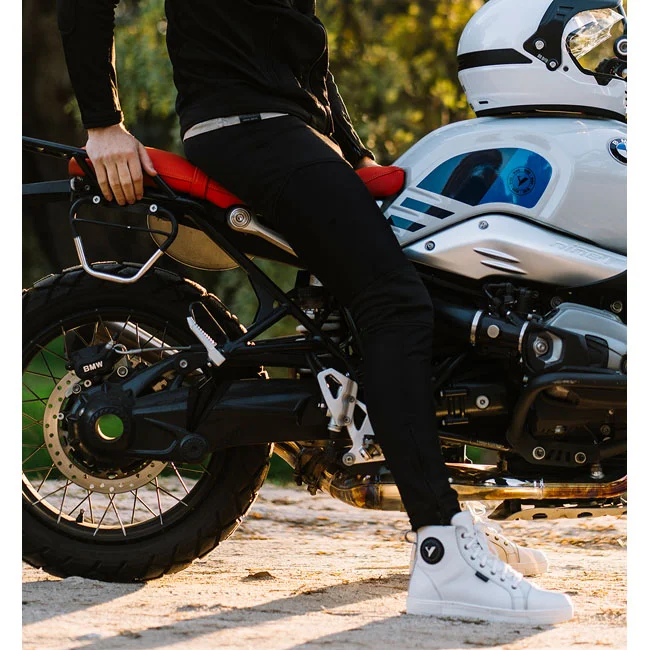 By City Breeze pants black