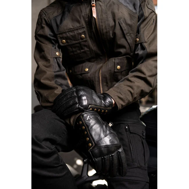 By City City Thunder gloves black