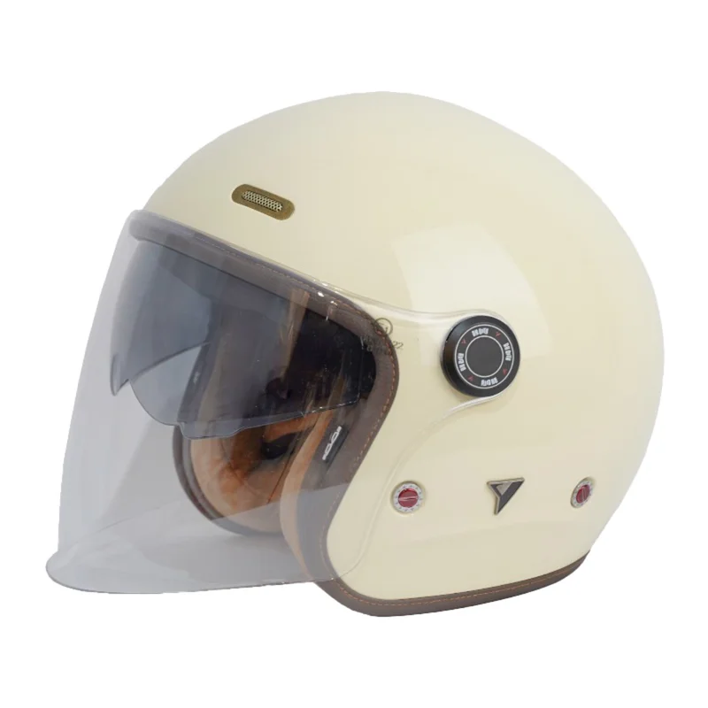 By City Metropolitan helmet beige shiny
