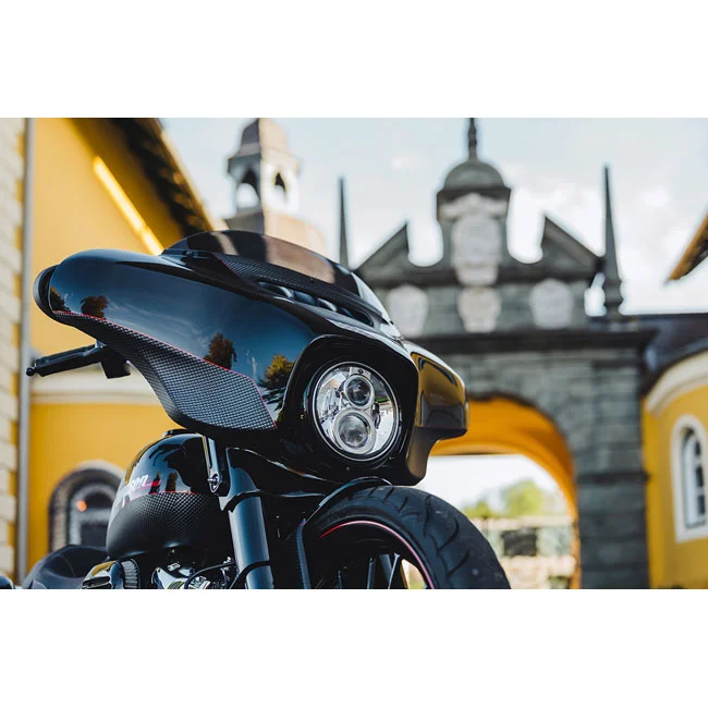 Cult-Werk ''Clean Style'' front LED turn signals. Gloss black