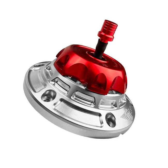 HeinzBikes ''Performance'' vented gas cap set. Silver/Red