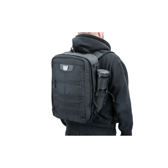 Kuryakyn Momentum backpack bag black