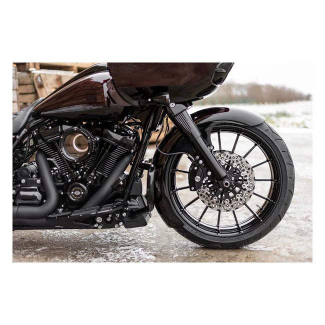 Killer Custom Custom, ''Wrapper'' front fender, 18 x 5.50 fat wheels