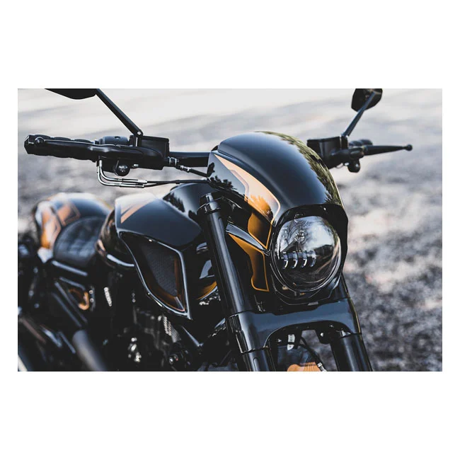 Killer Custom Custom, ''Aggressor'' headlamp fairing