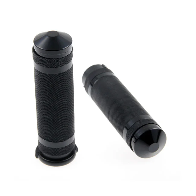 Cult-Werk 1" / 25.4mm Grooved handlebar grips. Black