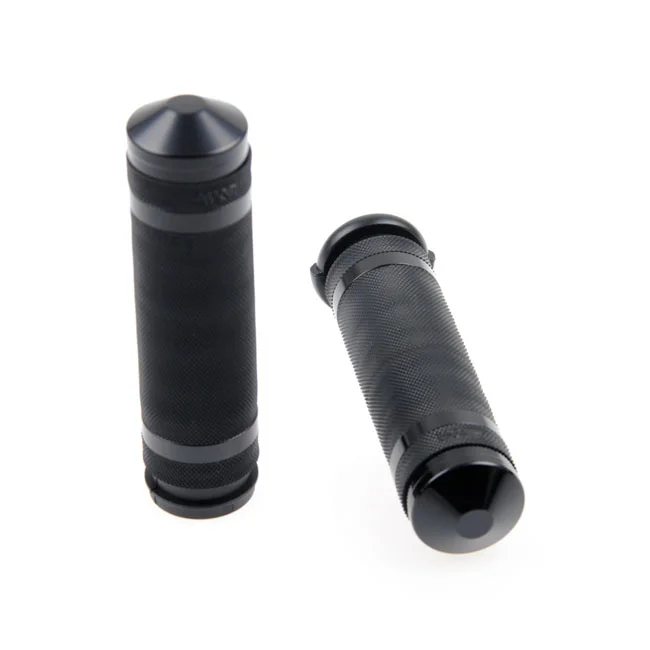 Cult-Werk 1" / 25.4mm Grooved handlebar grips. Black