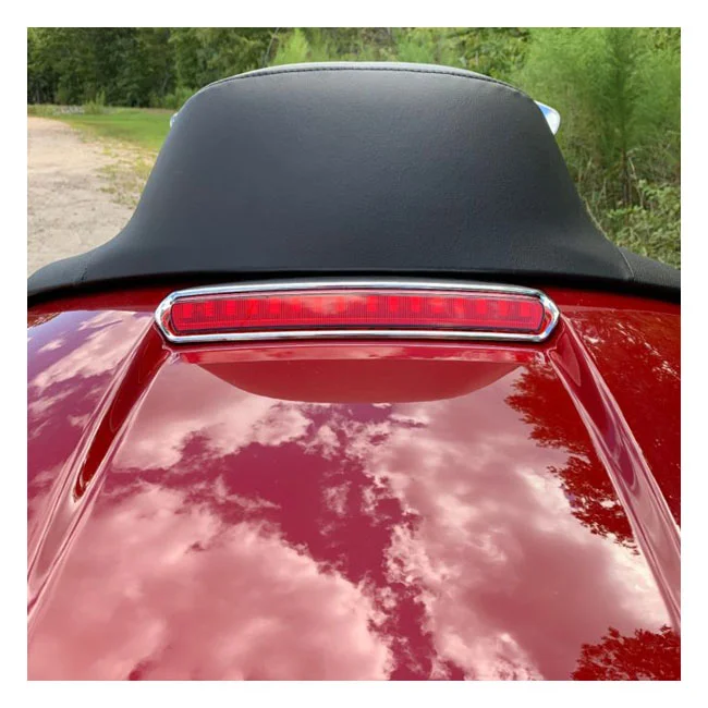 Custom Dynamics Dynamics, Tour-Pak® lid light. Chrome, red lens