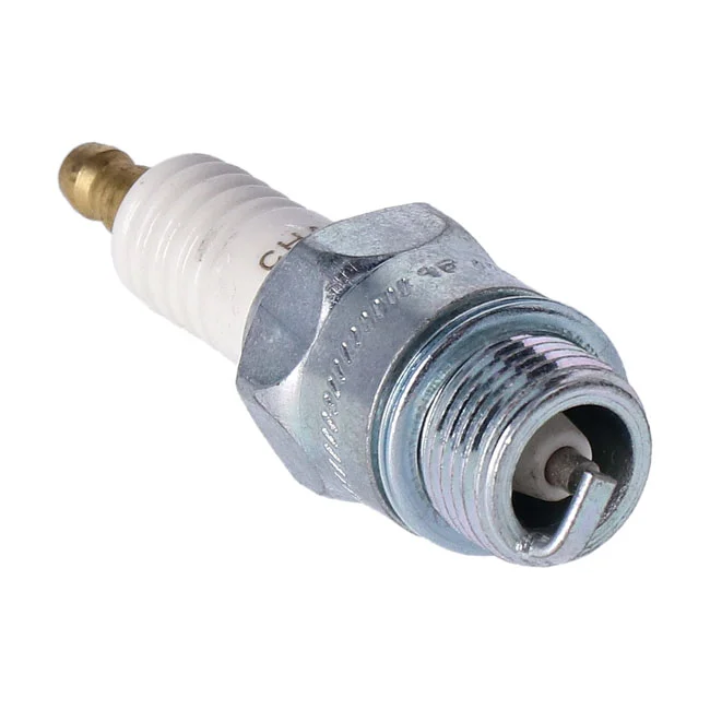 Champion Copper Plus spark plug. D14 - 32302-09