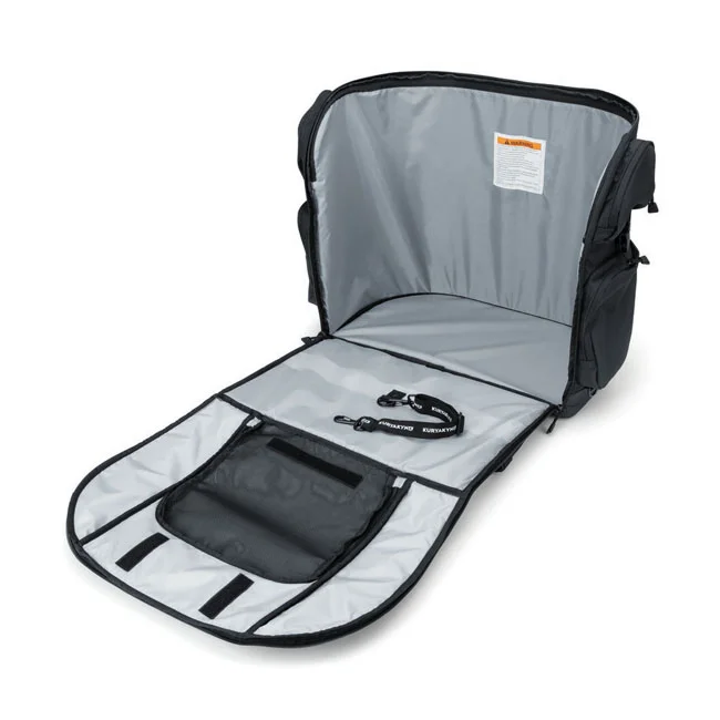Kuryakyn Pet palace titan. Black