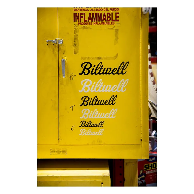 Biltwell Script sticker white 9"