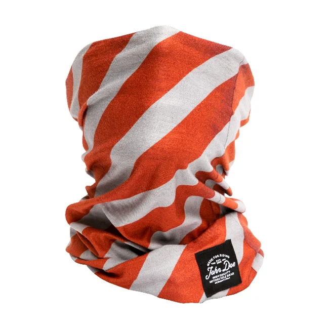 John Doe Doe Stripes red tunnel