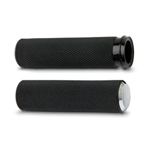 Arlen Ness Arlen Ness, knurled Fusion grips. Chrome