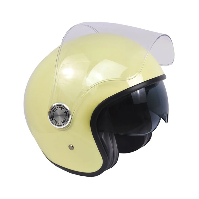 By City City The City helmet beige shiny