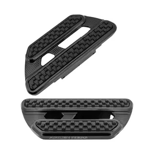 Arlen Ness Arlen Ness, Method passenger floorboards. All black