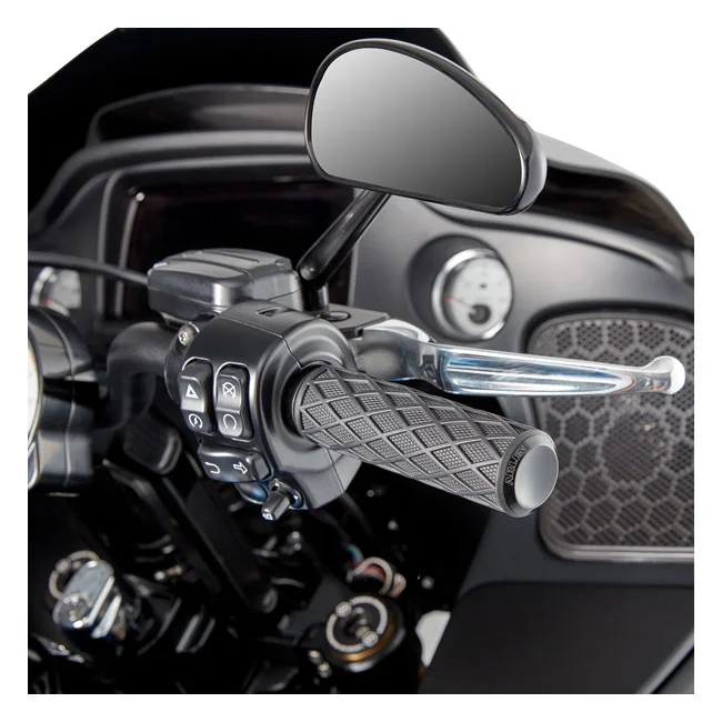 Arlen Ness Ness, Diamond handlebar grip set. Black