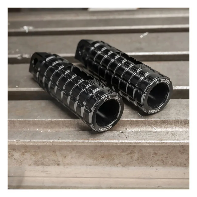 Arlen Ness Ness, Speedliner Passenger footpeg set. Black
