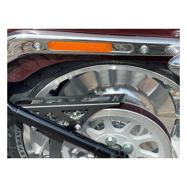Kodlin Belt guard Softail. Black