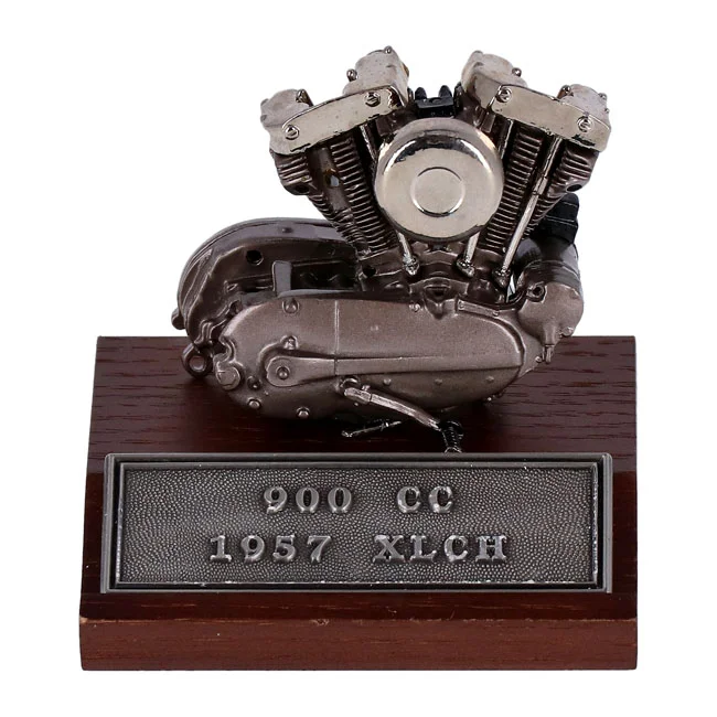 V-Twin Mfg Mfg, Ironhead motor model features 1:10 scale