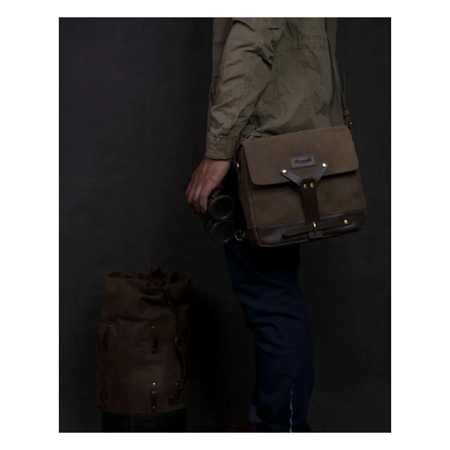 Tripmachine Trip Machine, Messenger bag. Tobacco brown