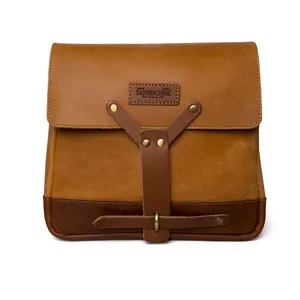 Tripmachine Trip Machine, Messenger bag. Vintage tan