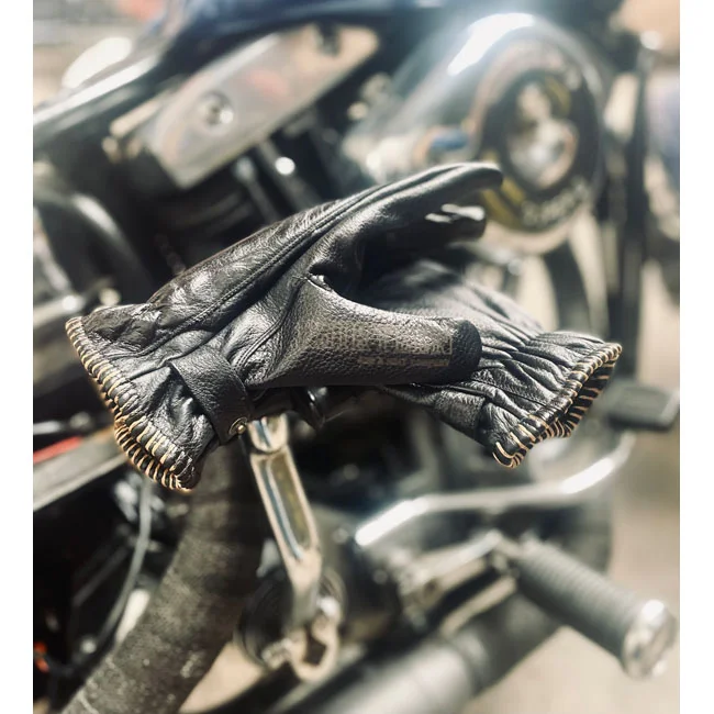 13 and a half company 1/2 Loud Ride gloves black