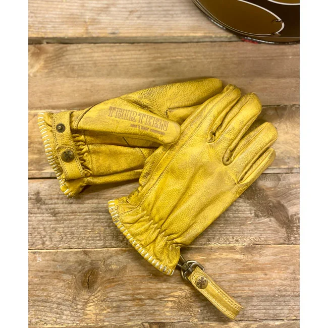 13 and a half company 1/2 Loud Ride gloves yellow