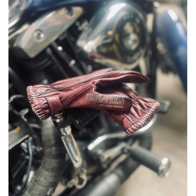 13 and a half company 1/2 Loud Ride gloves burgundy