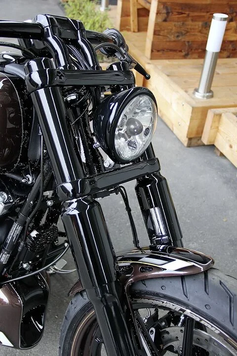 Cult-Werk 2-piece upper fork cover kit. Gloss black