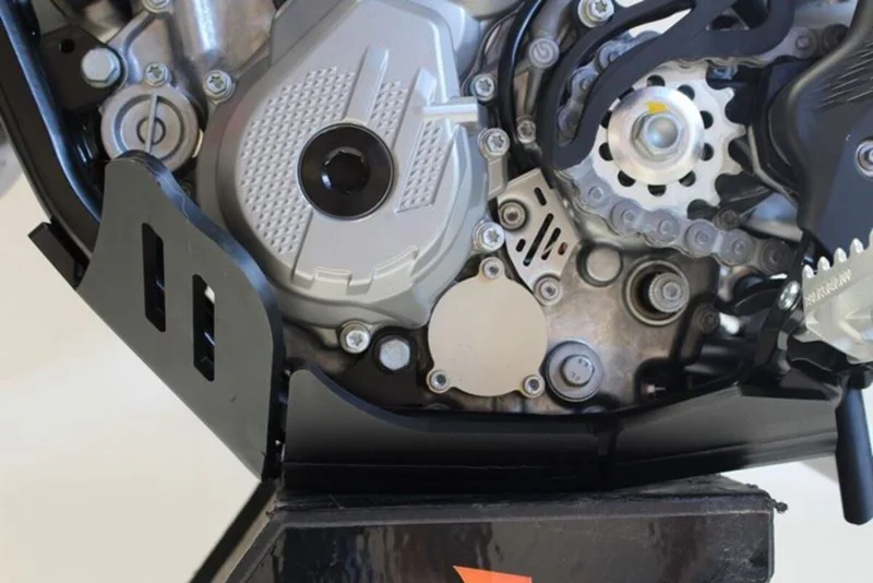 AXP RACING XTR SKIDPLATE 8MM GAS MC250F-EX250F