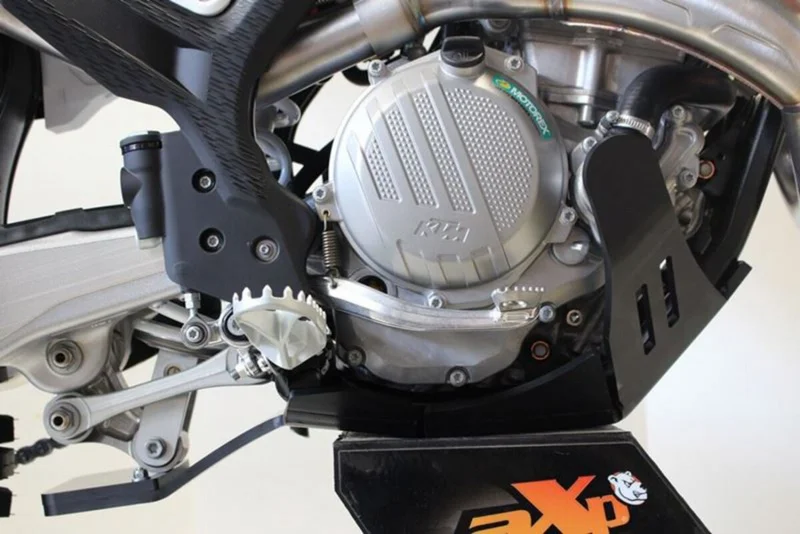 AXP RACING XTR SKIDPLATE 8MM GAS MC250F-EX250F