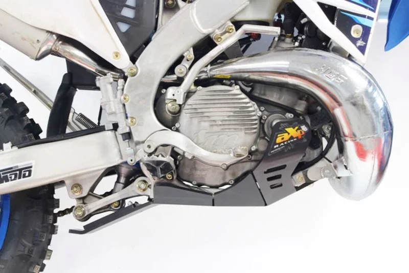 AXP RACING XTR SKIDPLATE 8MM TMR EN250FI-ES2T-300