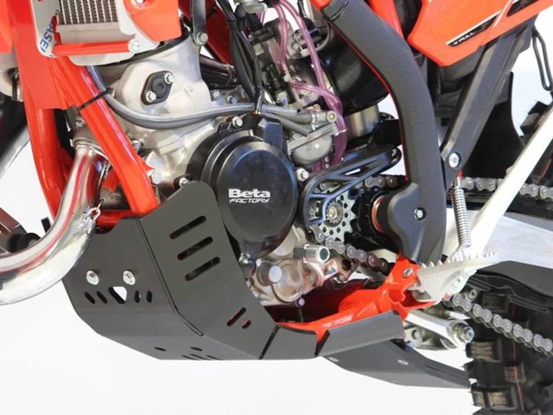 AXP RACING XTR SKIDPLATE 8MM BETA 125-200RR