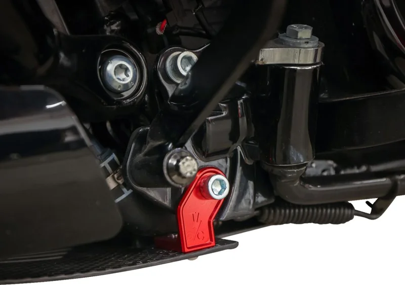 Thrashin Supply Co. PLATE SKID CARBON FORGED W/RED
