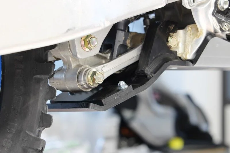 AXP RACING XTREM SKID PLATE TM RAC EN250-300 4T 22-24 BK
