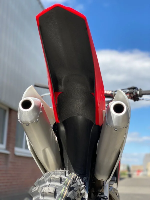 TWIN AIR MUD DEFLECTOR FENDER FOAM CRF