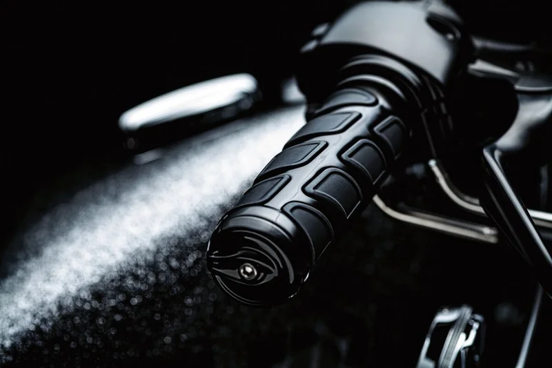 Kuryakyn GRIPS KINETIC - 82-UP CABLE -