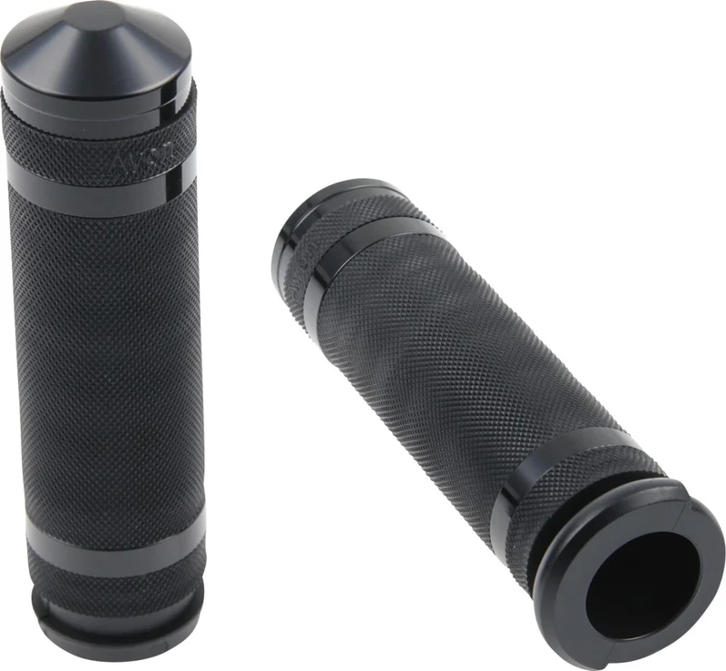 Cult-Werk 1" / 25.4mm Grooved handlebar grips. Black