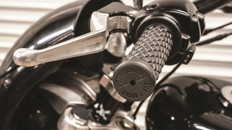 Burly Diamondback handlebar grip set 7/8" (22mm). Black