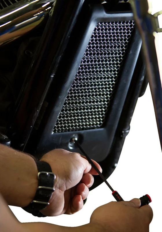 Klock Werks 2018+ SOFTAIL - OIL COOLER RAD