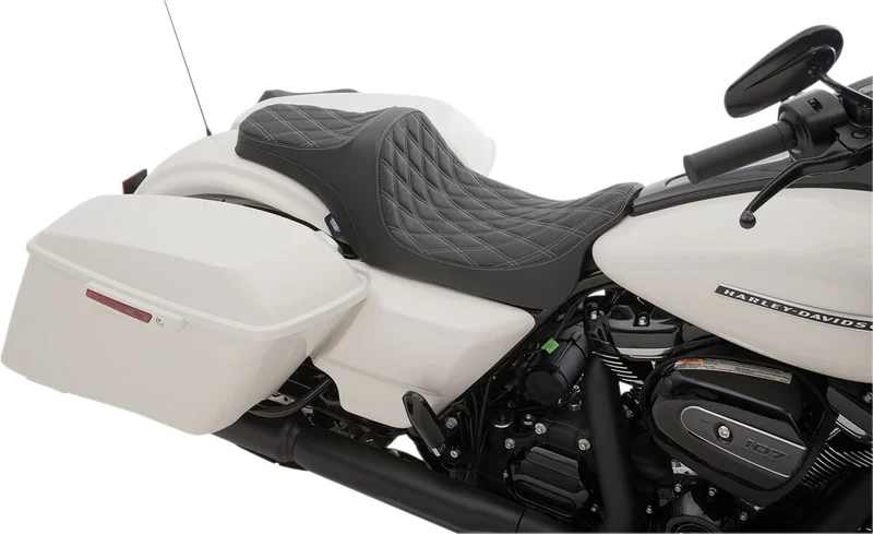 Drag Specialties SEAT PREDATOR III DOUBLE DIAMO