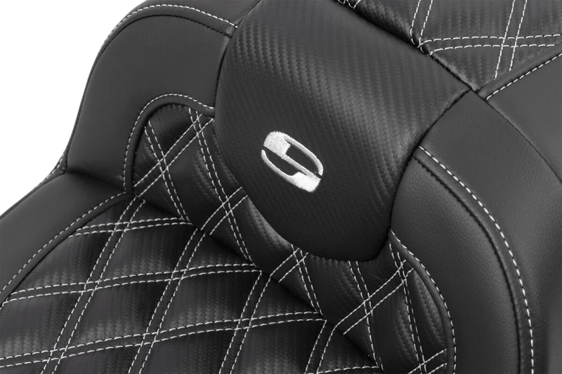 Saddlemen SEAT ROADSOFA-FLHX/FLTR 23-UP-