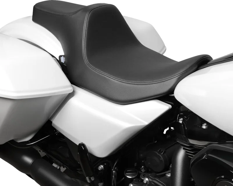Drag Specialties SEAT PREDATOR III SMOOTH