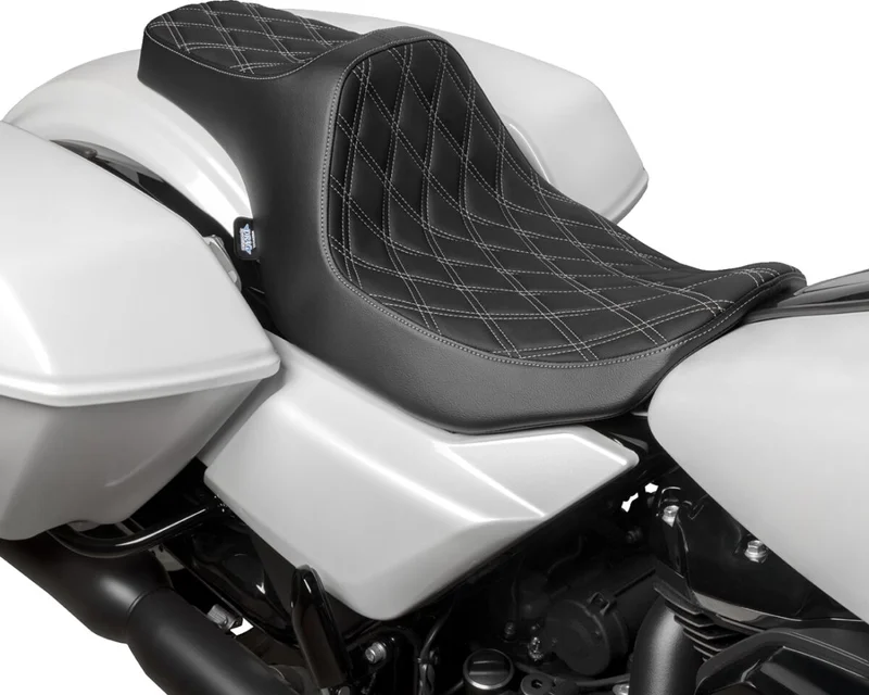 Drag Specialties SEAT PREDATOR III DOUBLE DIAMO