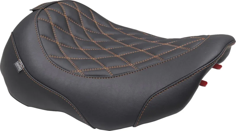 Mustang SEAT SOLO WIDE TRIPPER W/ DBR