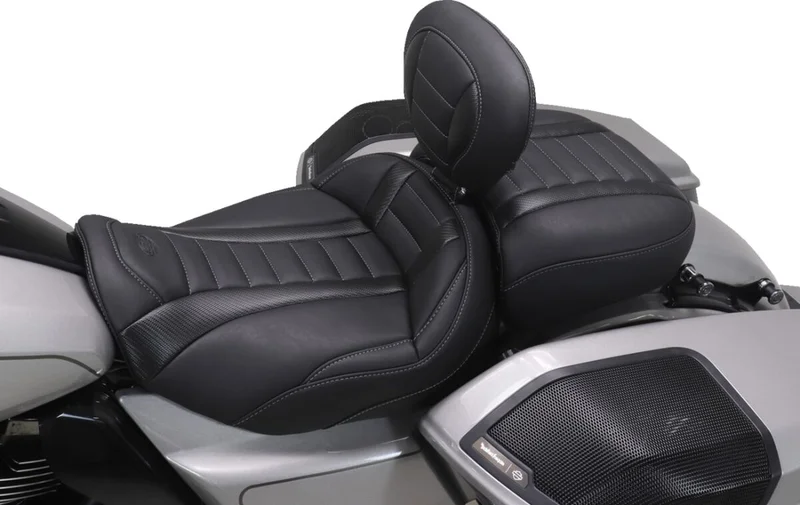 Mustang PASSENGER DELUXE TOURING - CVO