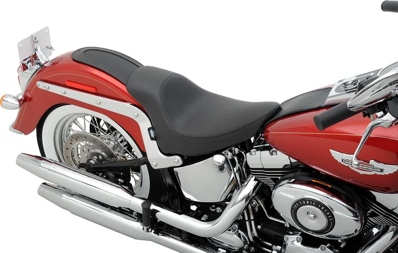 Drag Specialties SEAT SOLO EZ-ON SMOOTH